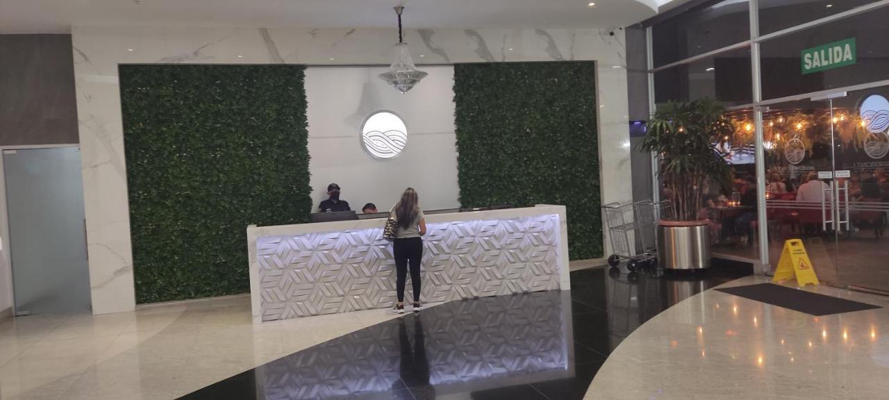 Puerto Santa Ana Suites Гуаякиль Экстерьер фото