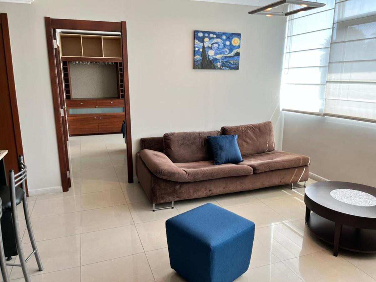 Puerto Santa Ana Suites Гуаякиль Экстерьер фото