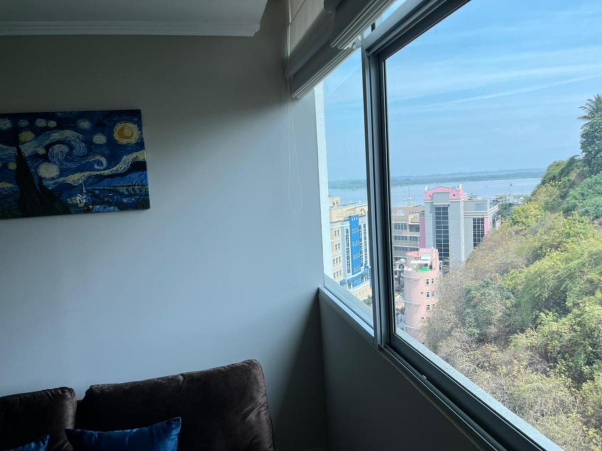 Puerto Santa Ana Suites Гуаякиль Экстерьер фото