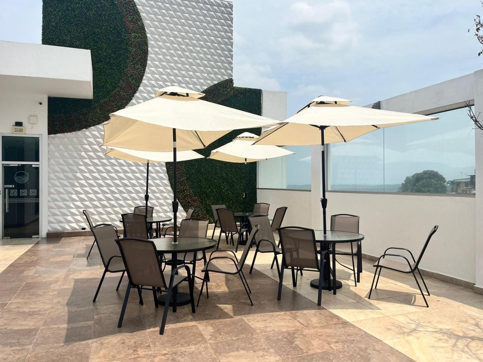 Puerto Santa Ana Suites Гуаякиль Экстерьер фото