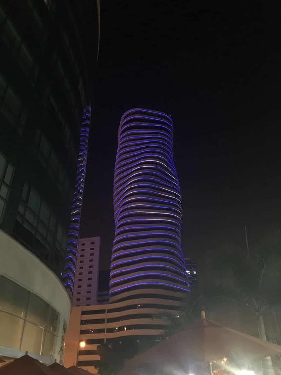 Puerto Santa Ana Suites Гуаякиль Экстерьер фото